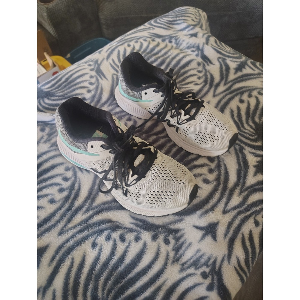 Nike Air Zoom Winflo 3 Womens‎ Running Shoes White Black Aurora Green 831562-101